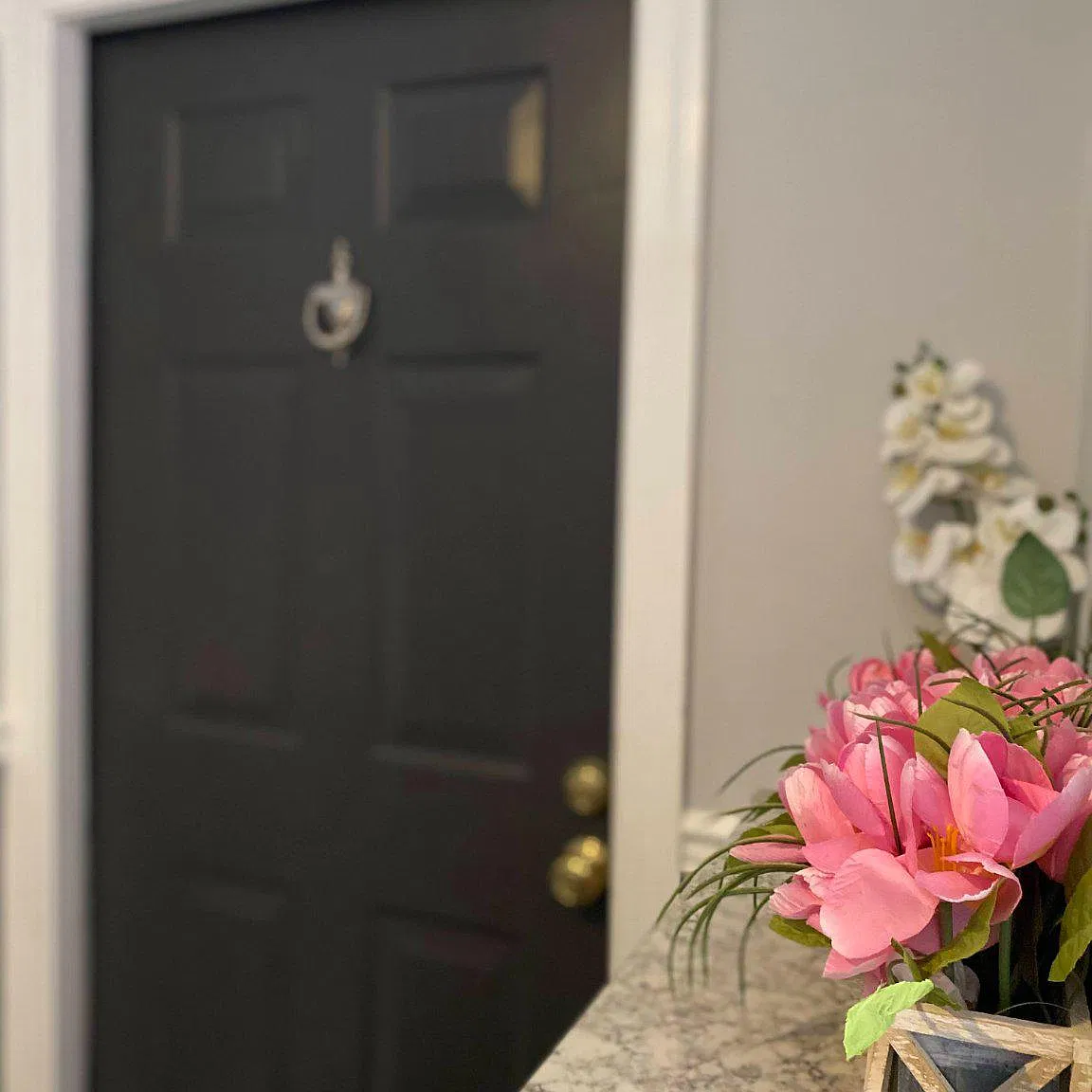 3 bed, 2.0 bath, 1350 sqft, $2,700 — Photo 3