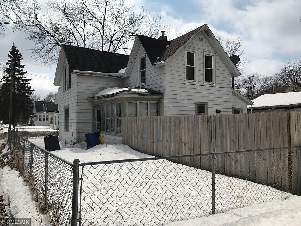 2nd image of 1104 Central Ave