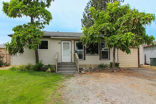 1907 Hood Ave Photo 1
