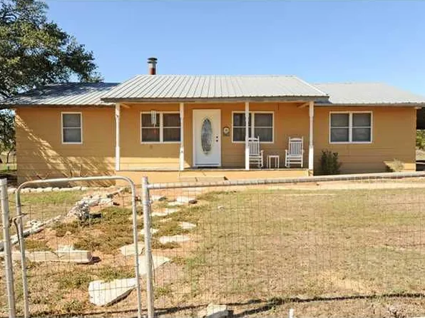 158 Goertz Dr, Red Rock, TX 78662