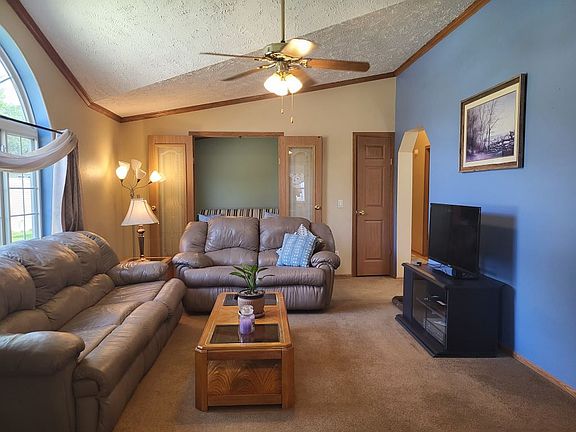 2nd image of 137 Melbrooke Rd #447