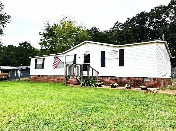 1st image of 1775 Amy Dr