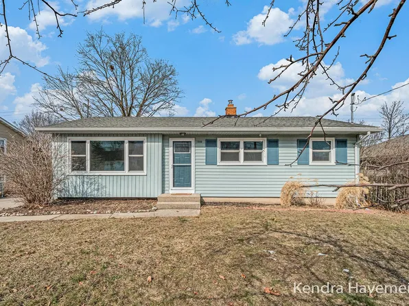 1305 Aberdeen St NE, Grand Rapids, MI 49505