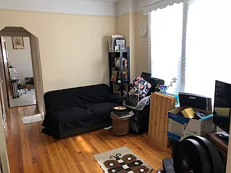 Rented by Zikos Realty Services