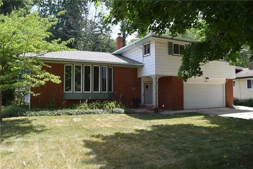 28873 Tudor Dr photo 1