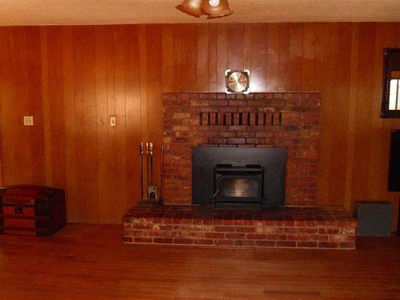 4th image of 22275 Shake Ridge Rd