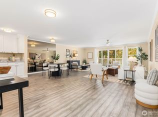 13279 15th Ave NE #B20, Seattle, WA 98125