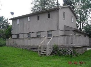 9666 Chubb Rd, Northville, MI 48167