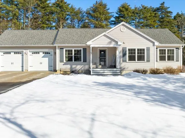 26 Trout Run, New Gloucester, ME 04260