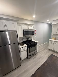 25 Taylor St, Trenton, NJ, 08638