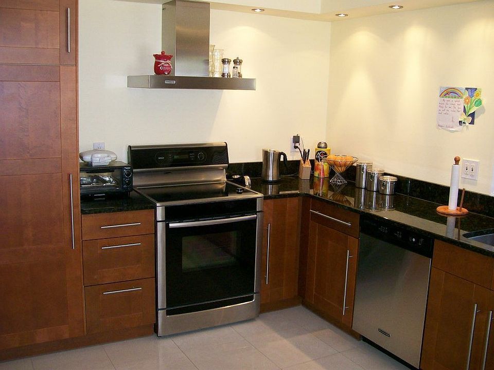1st image of 17 Karcher St