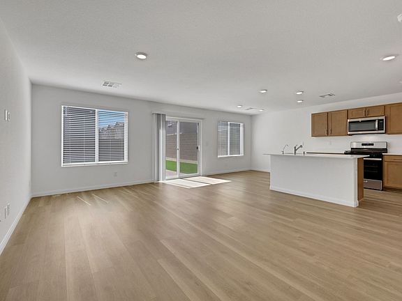 3rd image of 3269 La Cura Ave