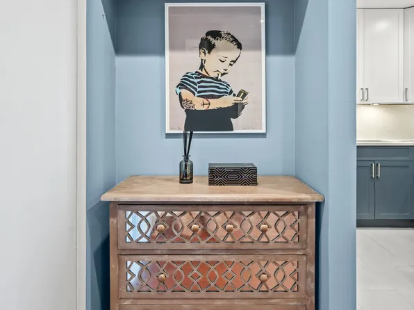 3 Hanover Square image 6 of 13