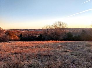 W 303rd & Crescent Hill Rd, Paola, KS 66071