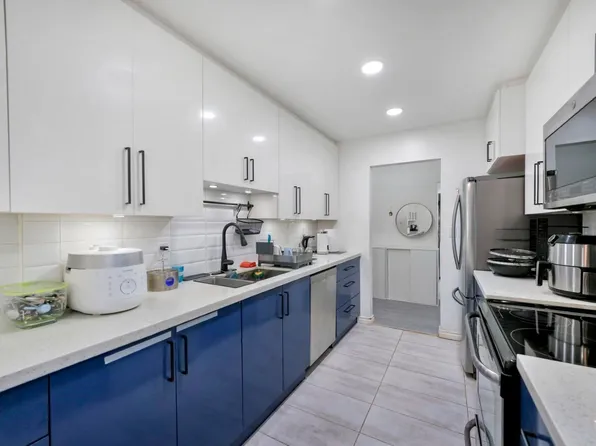 8720 No 1 Rd #106, Richmond, BC V7C 4L5