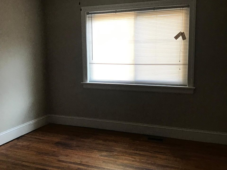 2nd image of 225 N Mayo St #7