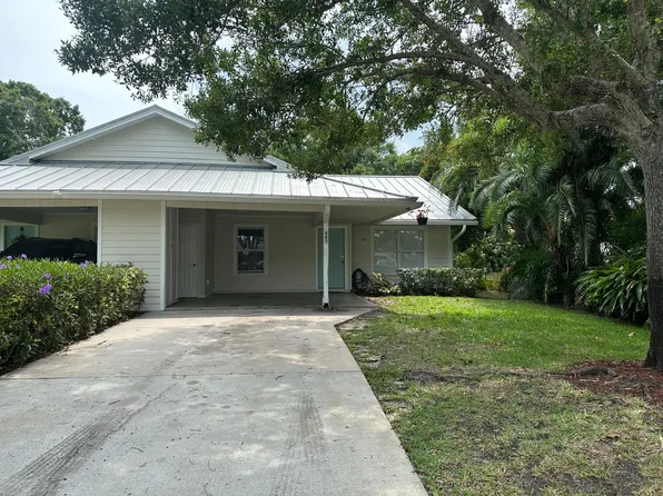 665 11th Pl, Vero Beach, FL 32960