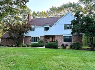 15 Kings Rd, Sharon, MA 02067