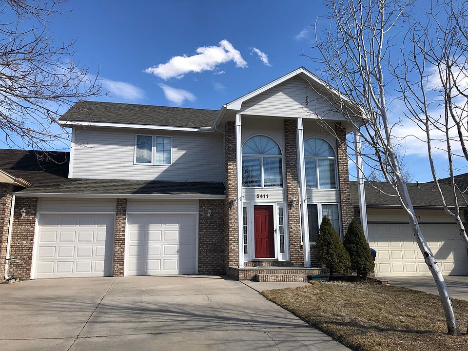 Front yard is now all rock.