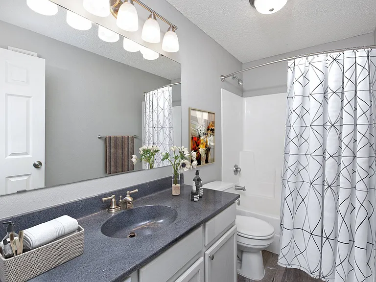 Summit Townhomes — Photo 8