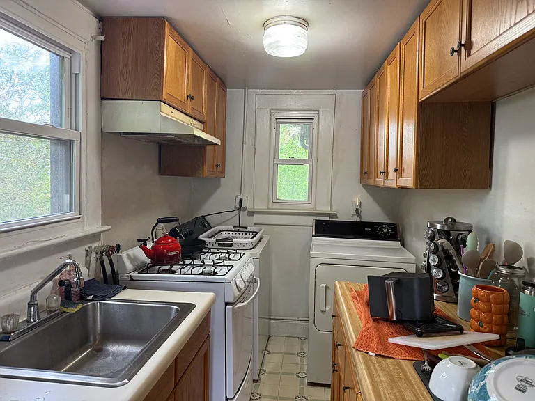 775 Bloomfield Ave #2 — Photo 2