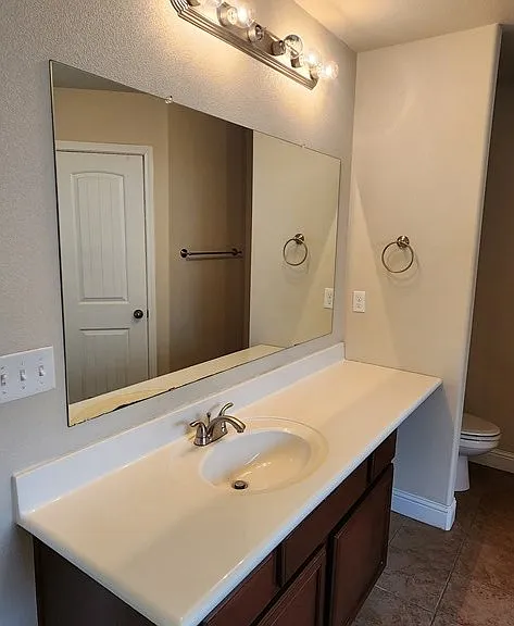907 Candlestick Dr — Photo 24
