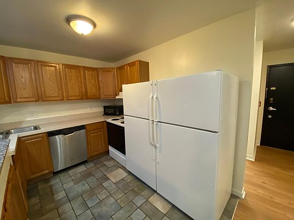 4th image of 1115 Willard St APT 202