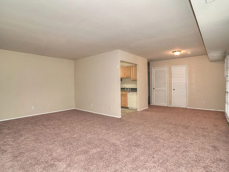 Living/Dining Area-Classic