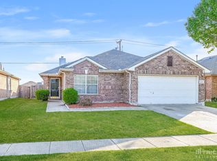 228 Starlight Dr, Forney, TX 75126