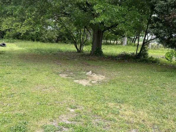 1021 E Edgerton St #50, Dunn, NC 28334