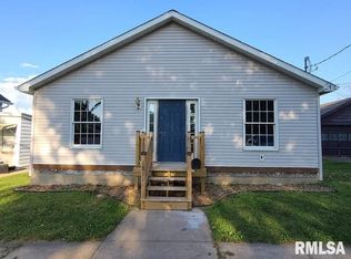 1811 Garfield St, Clinton, IA 52732