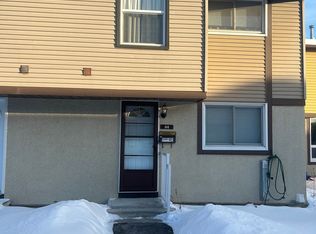 2570 Southvale Cres #64, Ottawa, ON K1B 5B6