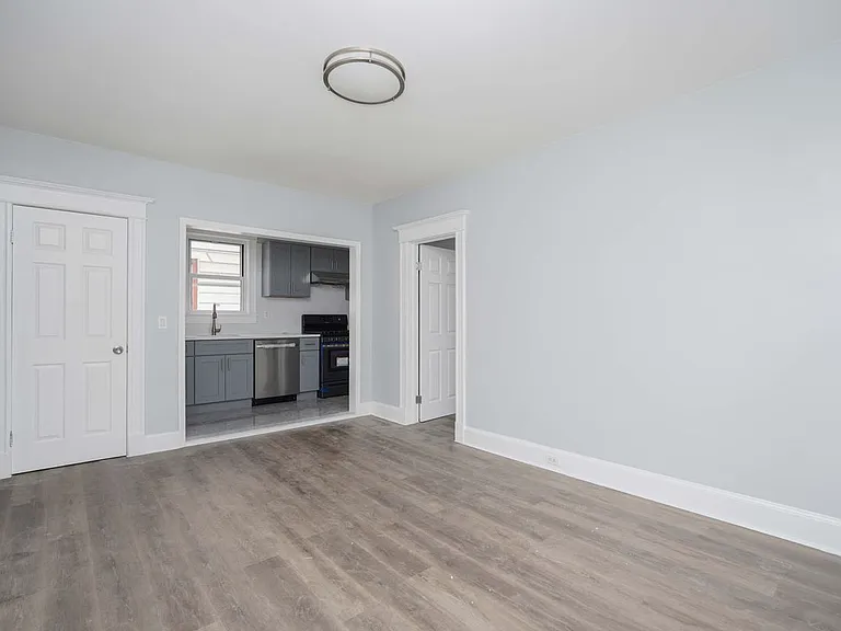 350 Cary Ave #1 — Photo 8