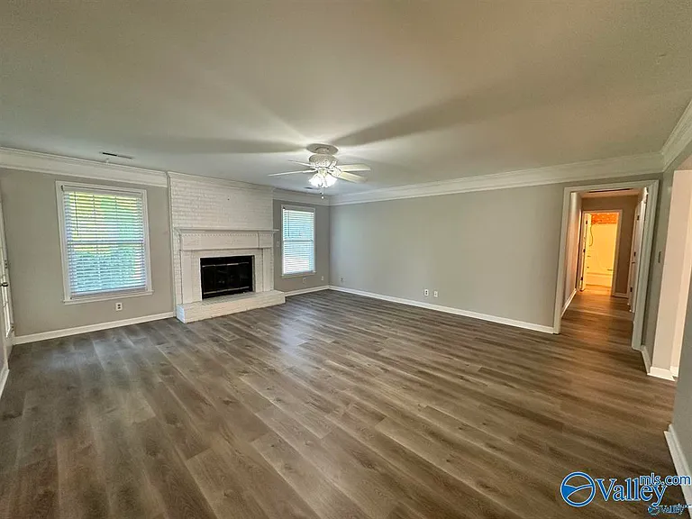 7520 Clubfield Dr SW — Photo 7