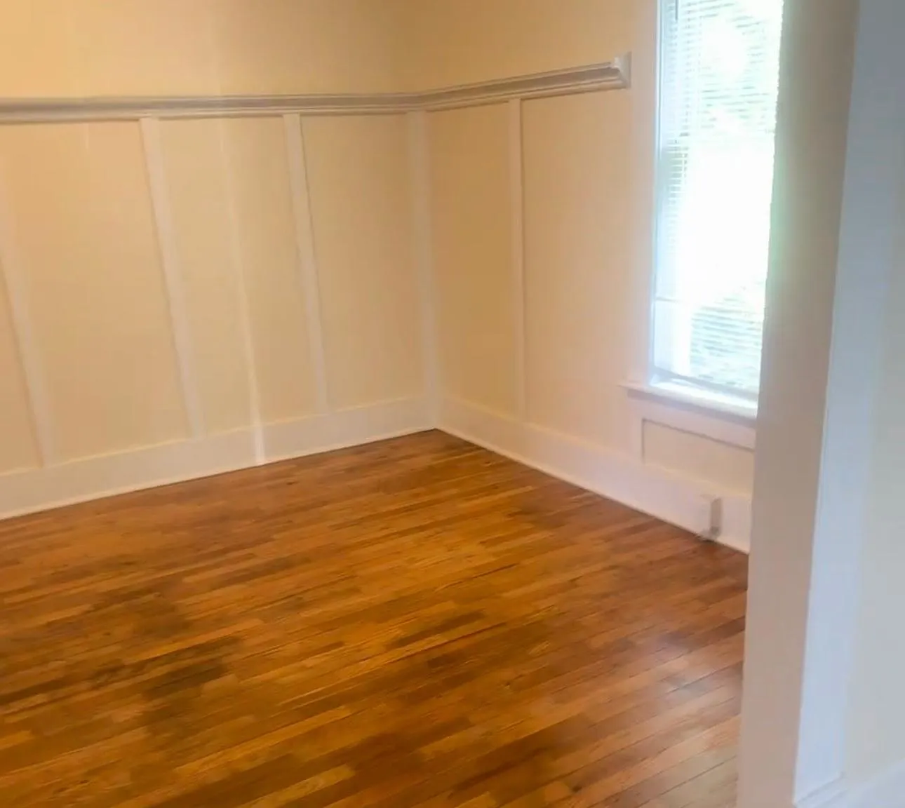 2 bed, 910 sqft, $1,350 — Photo 1