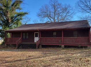 12520 Iron Bridge Rd, Chester, VA 23831