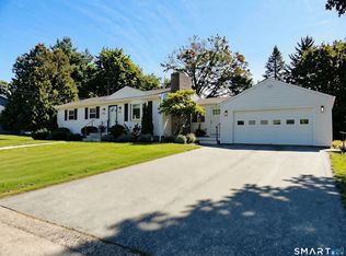 24 Rossie St, Mystic, CT 06355