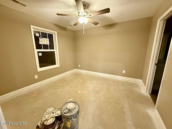 4th image of 7316 Woodpecker Way #36