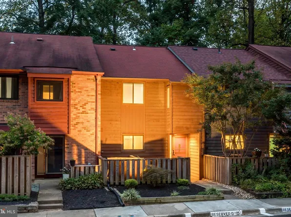 1914 Winterport Cluster, Reston, VA 20191