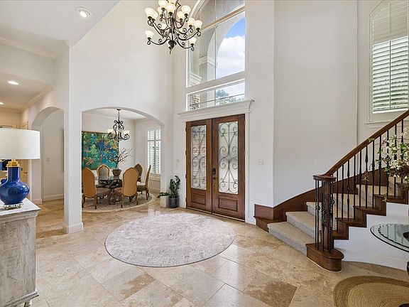 3rd image of 14710 Paradise Oak Dr