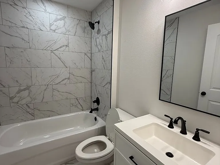 232 Locust Pass — Photo 6