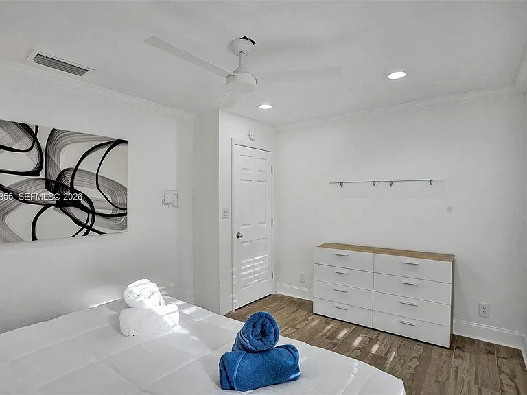 2120 SW 28th Way — Photo 47