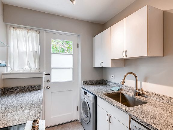 3rd image of 1159 N Krameria St