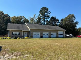 593 La Wane Ln, Trenton, NC 28585