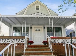 109-74 202nd St, Saint Albans, NY 11412