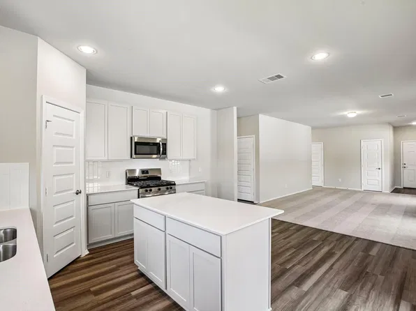 31114 Cass River Ln, Waller, TX 77484