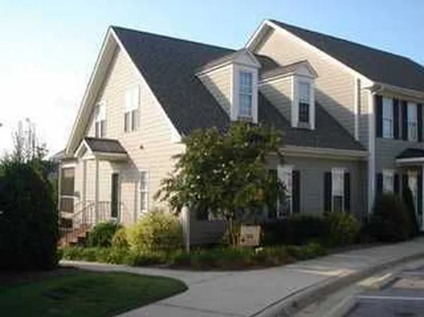 774 Parkside Townes Ct, Wake Forest, NC 27587