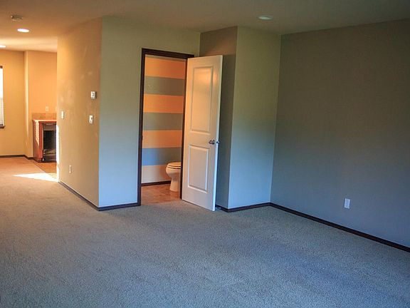 5th image of 17707 79th Avenue Ct E