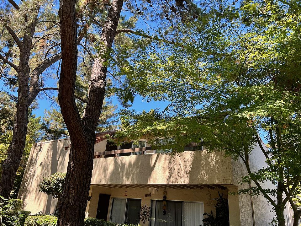 1st image of 285 Tradewinds Dr