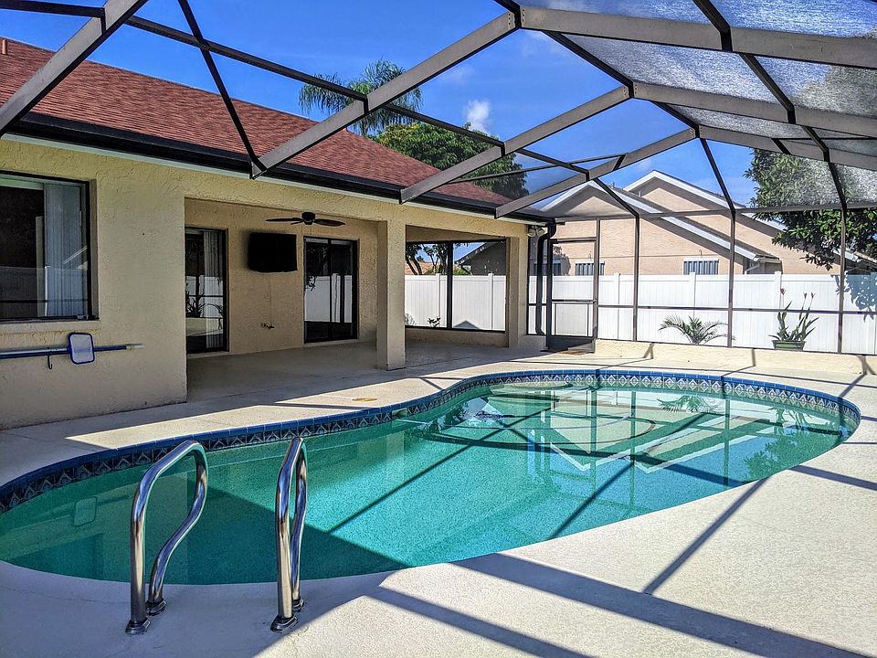 1st image of 2062 Glenbrook Dr